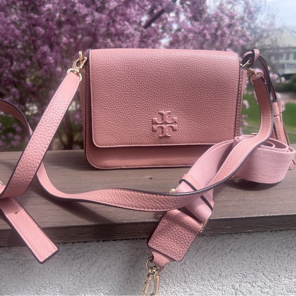 Tory Burch Thea Web Flap